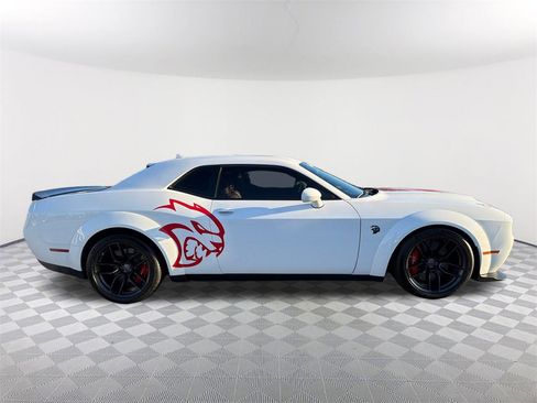 Used 2023 Dodge Challenger SRT Hellcat image 4