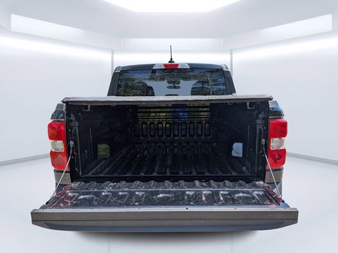 Used 2025 Ford Maverick XLT FWD image 13