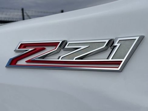 Used 2022 Chevrolet Silverado 2500 LTZ w/ Z71 Off-Road Package image 18