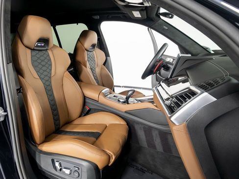 Used 2026 BMW X5 M Competition w/ Executive Package image 35