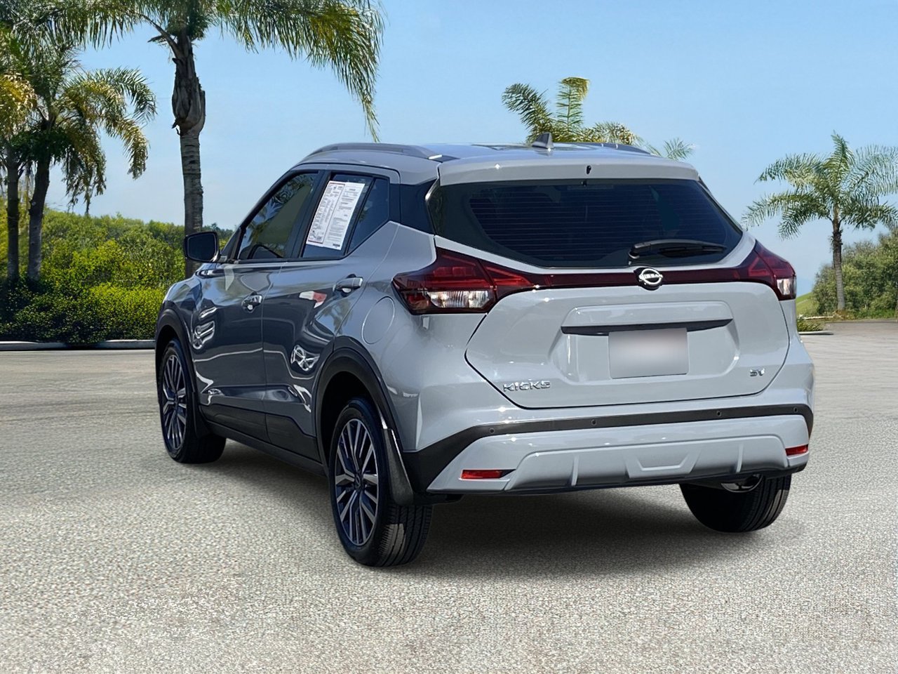 Certified 2023 Nissan Kicks SV FWD image 3
