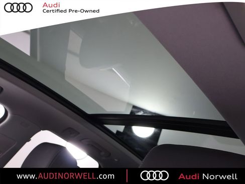 Certified 2023 Audi Q5 2.0T Premium w/ Convenience Package AWD/4WD image 9