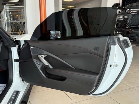 Used 2016 Chevrolet Corvette Z06 image 20