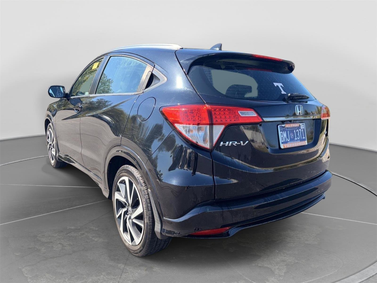 Used 2019 Honda HR-V Sport image 2