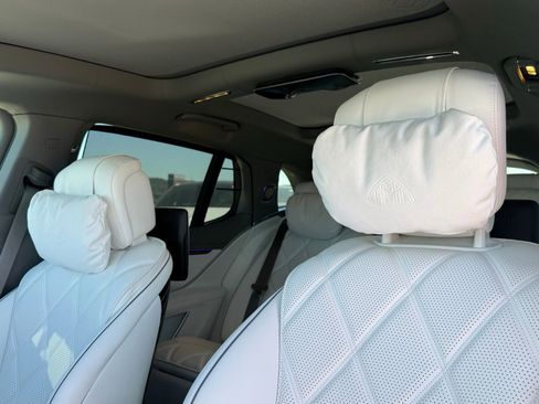 New 2025 Mercedes-Benz Maybach EQS 680 4MATIC image 18
