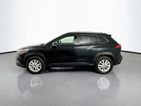 Certified 2023 Toyota Corolla Cross LE w/ Moonroof Package AWD/4WD image 4