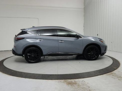 Used 2023 Nissan Murano SV w/ SV Midnight Edition Package FWD image 9