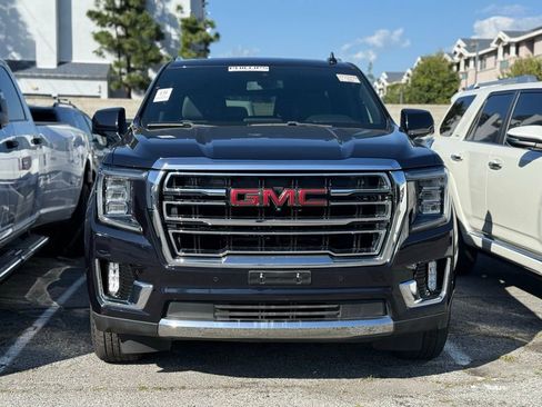 Used 2021 GMC Yukon SLT w/ Rear Media and Nav Package image 2