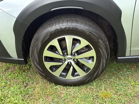 Certified 2024 Subaru Outback Premium AWD/4WD image 10
