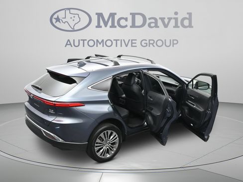 Used 2022 Toyota Venza XLE AWD/4WD image 45