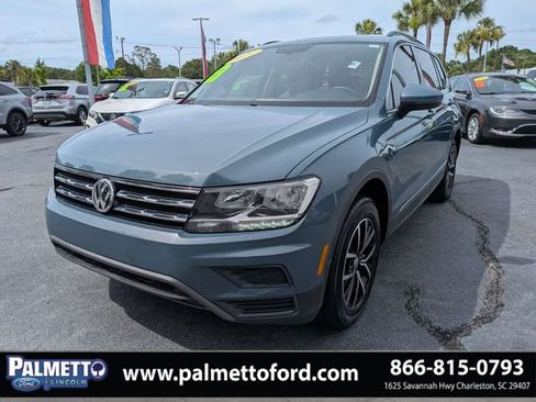 Used 2021 Volkswagen Tiguan SE w/ Panoramic Sunroof Package FWD image 8