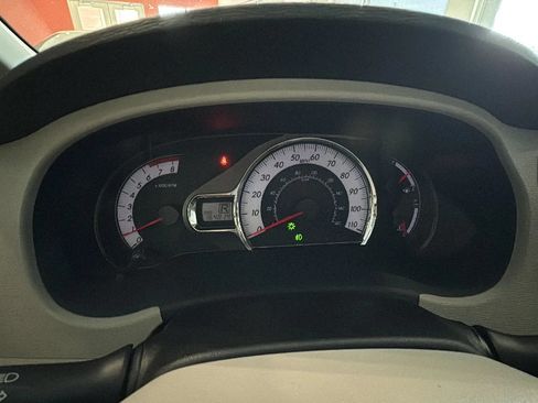 Used 2014 Toyota Sienna SE FWD image 41