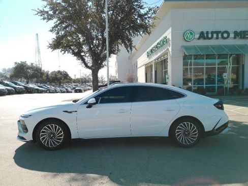 Used 2024 Hyundai Sonata Limited image 14