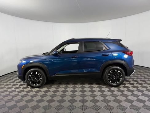 Used 2021 Chevrolet TrailBlazer LT AWD/4WD image 11