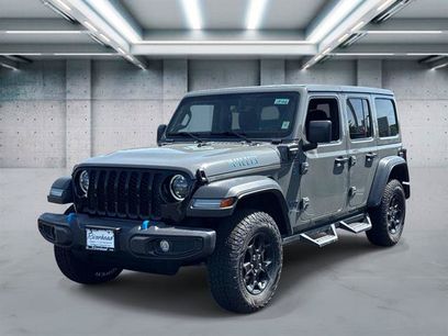 Used 2023 Jeep Wrangler Unlimited w/ Cold Weather Group