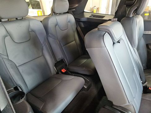 Used 2024 Volvo XC90 T8 Ultimate w/ Protection Package Premier AWD/4WD image 8