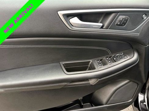 Certified 2024 Ford Edge Titanium image 11