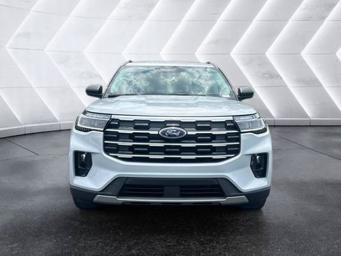 New 2026 Ford Explorer Active w/ Active Comfort Package RWD image 2
