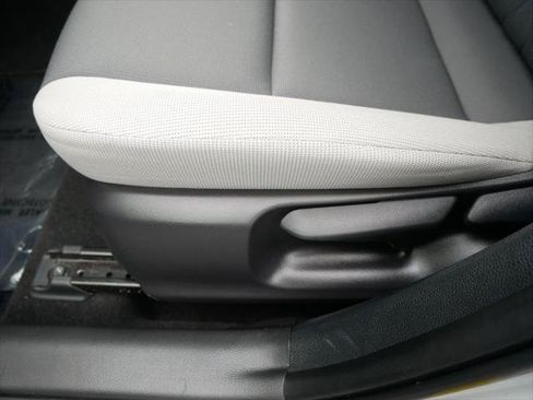 Certified 2025 Toyota Corolla LE FWD image 15