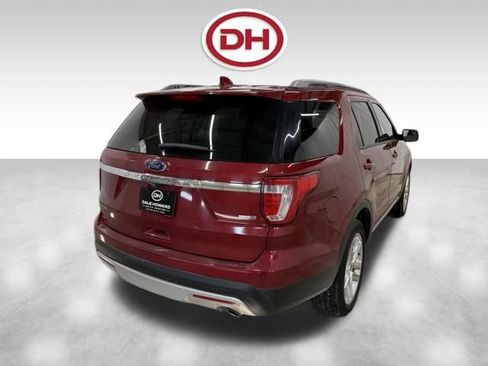 Used 2016 Ford Explorer XLT w/ Equipment Group 202A image 13