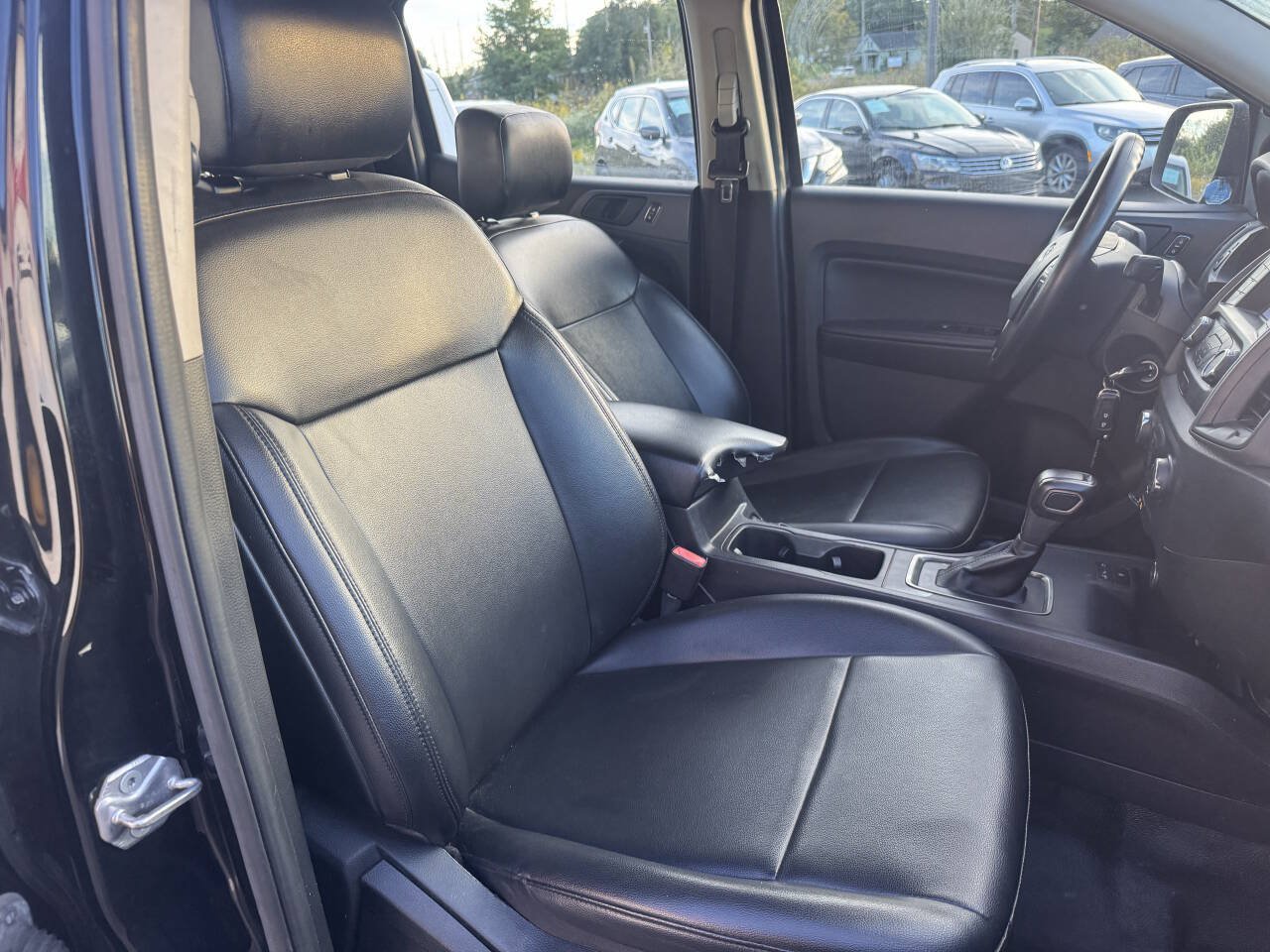 Used 2019 Ford Ranger XL w/ Equipment Group 101A Mid RWD image 19