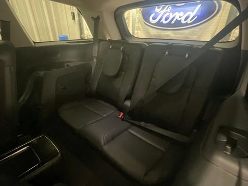 Used 2023 Lincoln Aviator Reserve w/ Equipment Group 201A AWD/4WD image 12