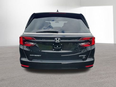 Used 2023 Honda Odyssey Sport image 15