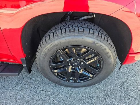 Used 2023 Chevrolet Silverado 1500 RST AWD/4WD image 11