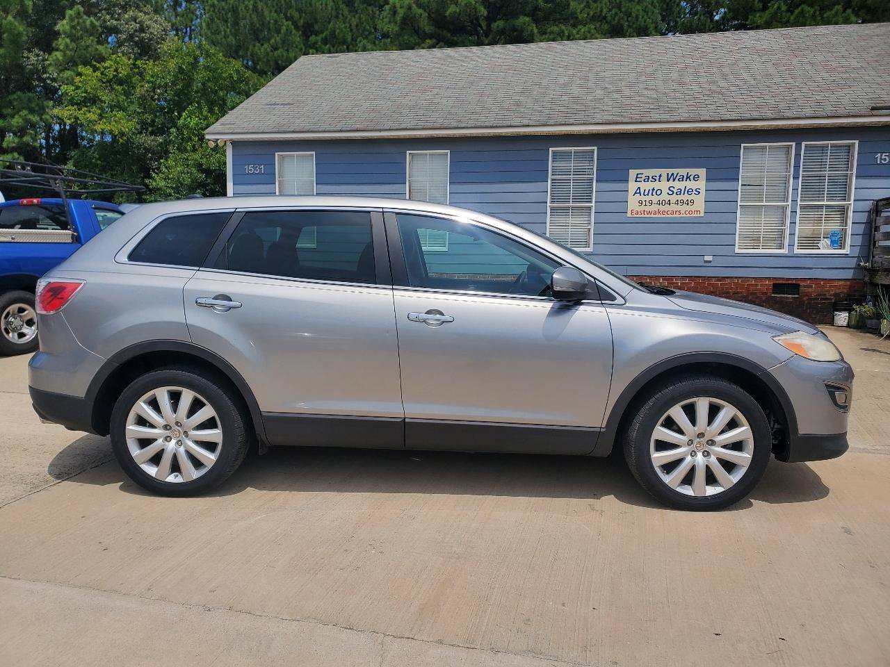 Used 2010 MAZDA CX-9 Grand Touring w/ Moonroof & Bose Audio Pkg AWD/4WD image 4