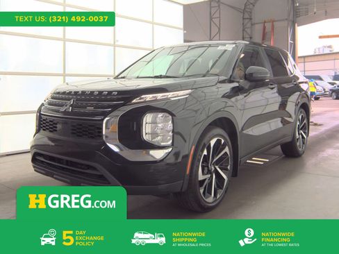 Used 2022 Mitsubishi Outlander ES AWD/4WD image 1