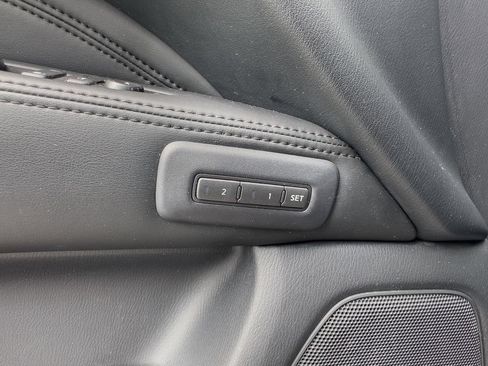 Used 2015 INFINITI QX60 Luxe w/ Premium Package AWD/4WD image 23