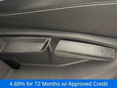 Used 2020 Volkswagen Atlas Cross Sport SE image 17