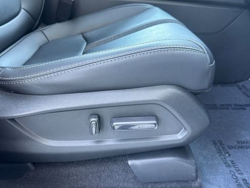 Used 2024 Honda Pilot Touring image 24