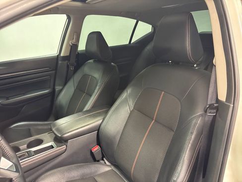 Used 2020 Nissan Altima 2.5 SR w/ Premium Package FWD image 23