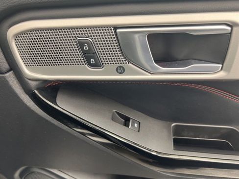 Used 2022 Ford Explorer ST-Line image 26