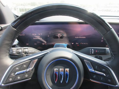 New 2026 Buick Enclave Avenir w/ Super Cruise Package image 19