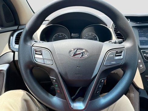 Used 2017 Hyundai Santa Fe Sport AWD/4WD image 11