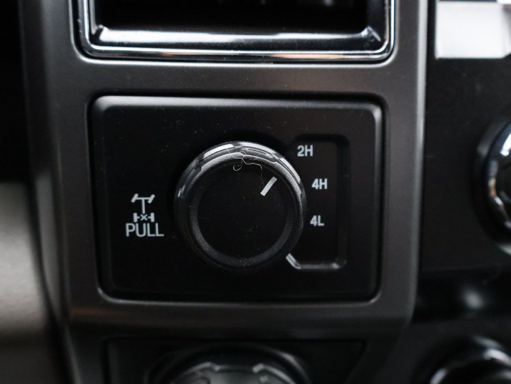Used 2020 Ford F150 XLT w/ Equipment Group 302A Luxury AWD/4WD image 24