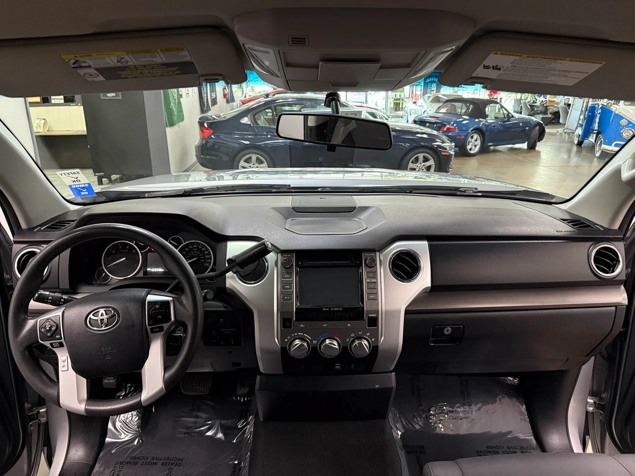 Used 2017 Toyota Tundra SR5 RWD image 8