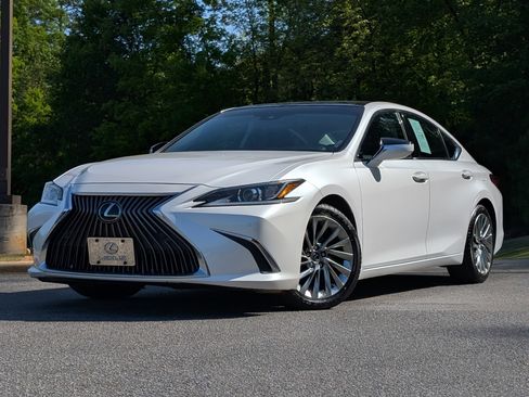 Used 2019 Lexus ES 350 w/ Accessory Package 2 image 4