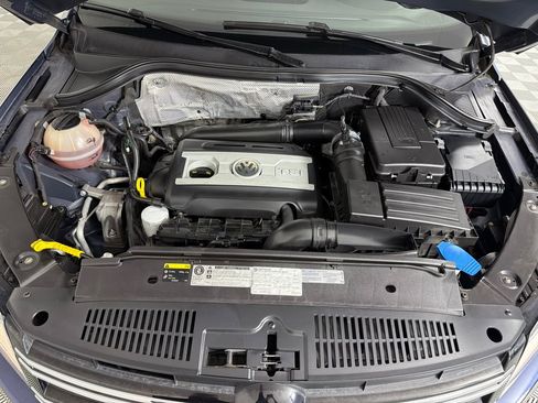 Used 2016 Volkswagen Tiguan S FWD image 27