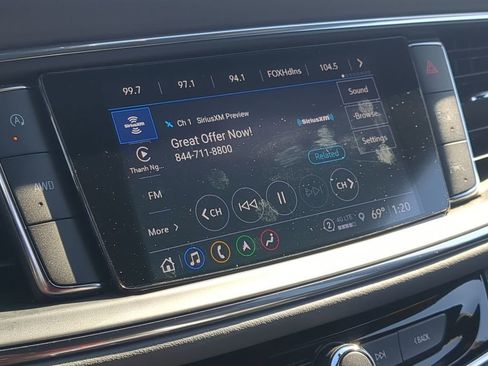 Used 2024 Buick Enclave Premium image 13