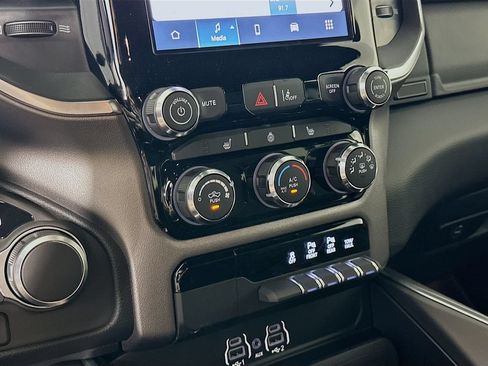 New 2026 RAM 1500 Big Horn w/ Night Edition AWD/4WD image 21