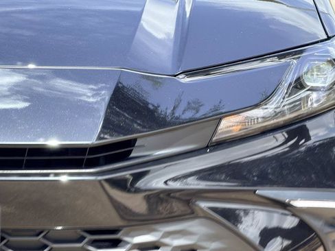 Used 2026 Toyota Camry SE FWD image 5