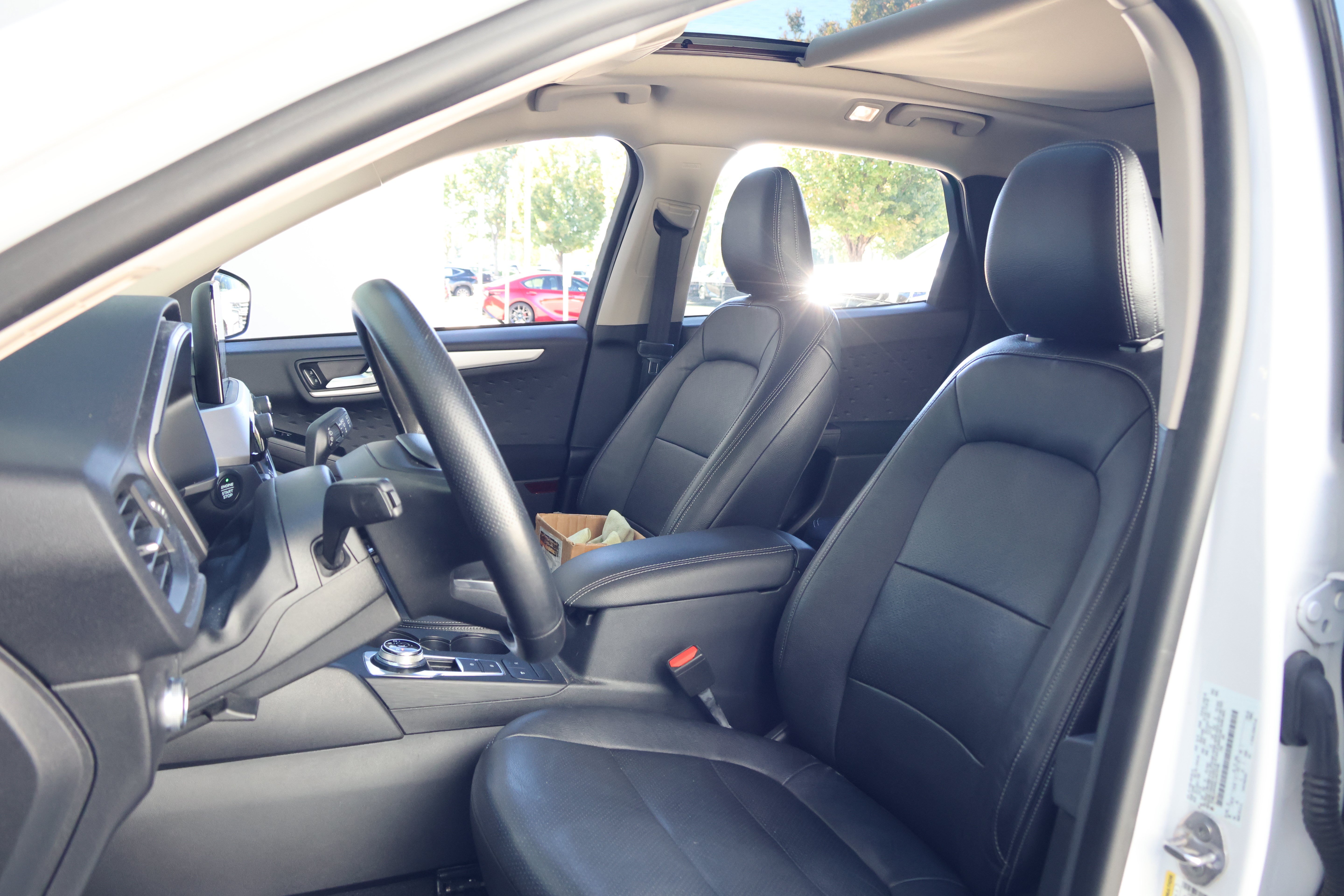 Used 2020 Ford Escape SE FWD image 34