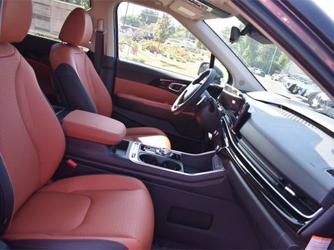 New 2026 Kia Carnival SX Prestige image 13