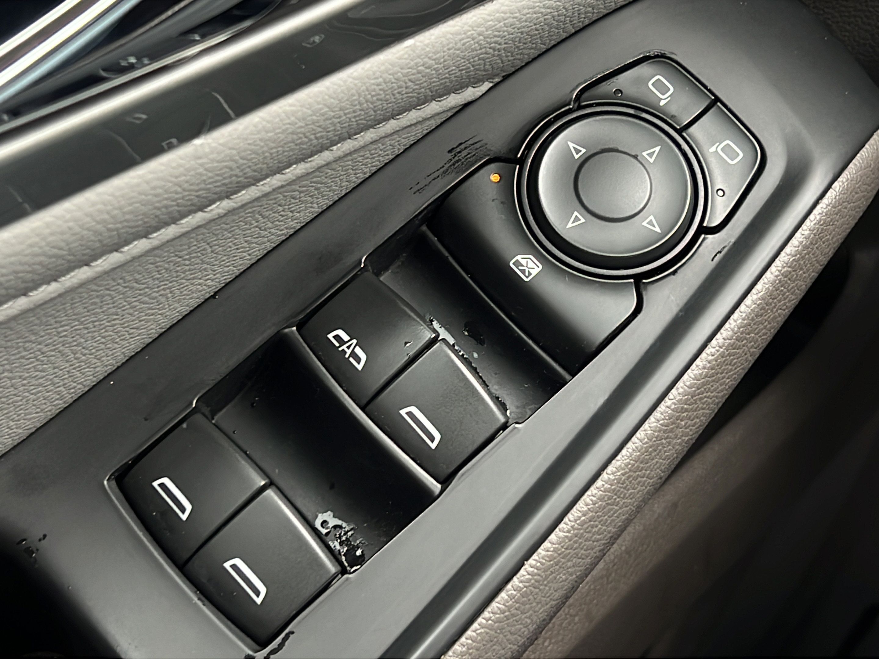 Used 2020 Chevrolet Traverse LT w/ LT Premium Package FWD image 16