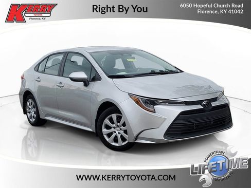 Used 2024 Toyota Corolla LE FWD image 1