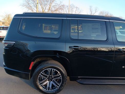 New 2026 Jeep Grand Wagoneer 4WD image 7