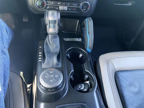 Used 2022 Ford Bronco Wildtrak AWD/4WD image 14